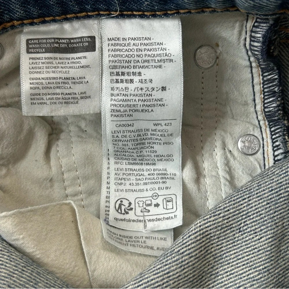 LEVI'S Women's Ribcage Wide Leg Jeans 30x34 Tint Story Medium Wash NWT